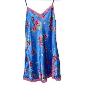 ✨ Victoria's Secret Ditsy Blue Floral Slip Chemise Dress Satin Slit Pink Lace